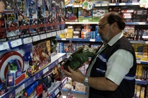 Operação Criança Feliz fiscaliza lojas de produtos infantis