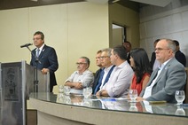 Belivaldo Chagas sanciona lei de Luciano Pimentel que protege autistas de Sergipe