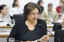 Aprovada PEC da avaliação de políticas públicas