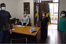 Professora Ângela Melo se posiciona contra retorno das aulas presenciais em março