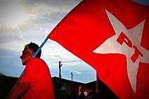 O uso do cachimbo, quando não deixa a boca torta, deixa o beiço arriado e pode afetar o cognitivo