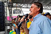 Bolsonaro pede que eleitores virem votos para vencer na Bahia