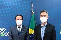 André Moura consegue liberação de rádio comunitária dos radialistas