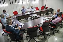 Governo de Sergipe oferece apoio à fábrica Yazaki