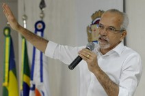 Edvaldo Nogueira nega conversa com Álvaro  Dias, mas senador diz que ele procurou o Podemos