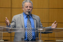 Nota do Sintese em resposta ao deputado  Francisco Gualberto e seu grupo político