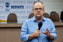 Belivaldo Chagas suspende cobrança de tarifa social da Deso 