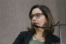 Emília alerta para o grande número de mortos vítimas do trânsito