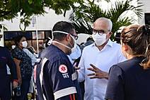 Prefeitura transfere pacientes do Nestor Piva e busca nova unidade para atendimento