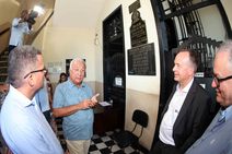 Jackson autoriza recuperação do Arquivo Público de Sergipe