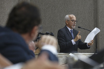 \"Encontramos Prefeitura  com uma dívida de R$ 860 milhões\", diz Edvaldo 