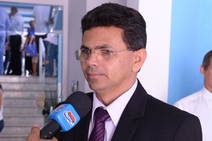 Valmir diz que os Teles de Mendonça agem como “gato de rico: comem, miam e reclamam”