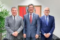 Edvaldo Nogueira busca apoio dos senadores de SE para financiamento