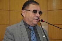 Deputado questiona licença remunerada a oficial da PM por 4 anos