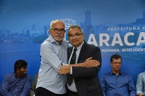 Edvaldo Nogueira empossa Alan Lemos como secretário do Meio Ambiente de Aracaju
