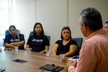 Secretários municipais recebem comissão de sindicalistas