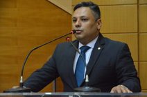 Grupo de Valmir Monteiro lança pré-candidato a prefeito na sexta