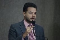 Não adianta empresário botar pressão\", diz Anderson de Tuca sobre IPTU