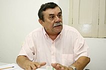 Botando o dedo na ferida