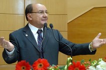 Augusto sugere cartilha contra ação dos bandidos