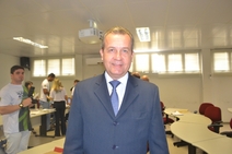 Cezário Siqueira Neto assume Governo interinamente