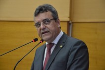 Luciano Pimentel apresenta indicações ao Poder Executivo