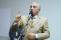 Cassado pelo TRE/SE, Bosco Costa diz: “Juro, não sei o motivo”