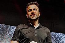 Cliques, votos e a ascensão do poderio internetês