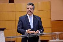 Luciano Pimentel parabeniza corretores de imóveis e destaca importância da categoria 