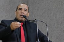 Amintas faz da Câmara de Aracaju um circo de horror com ameaças a Vinicius Porto