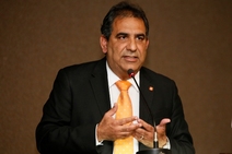 Atos e dias não supremos