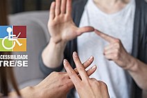 Pela primeira vez, eleições contam com Central de Libras 