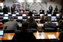 Motoristas do UBER realizam manifestação em Aracaju  