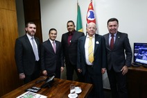 Republicanos acompanham prefeito interino de Canindé do São Francisco no DF