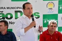 Valadares Filho defende exoneração de Almeida Lima