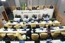 Vereadores entregam revisão do Regimento Interno da CMA
