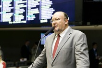 João Daniel: “não há outra saída senão a construção da greve geral”