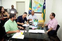 Jackson assina contratos para obras em Lagarto e Aracaju