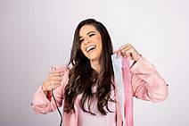 Clara Mourão e os desafios de transformar um nome em uma marca