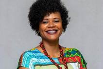 Sinal vermelho, a necessidade de lutarmos contra a violência doméstica