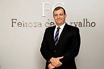 Algumas vedações a agentes públicos