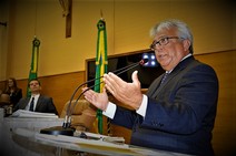 Não basta ganhar eleição, é preciso ser estadista