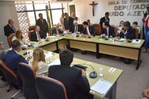 Previdência de Sergipe muda e tenta conter déficit