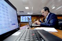 Projeto de Eduardo Amorim destina recursos de multas de trânsito para o SUS