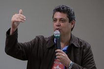 “Quero cuidar da minha pré-candidatura até para contribuir com Lula”, diz Marcio Macedo