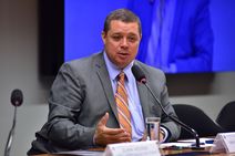 Deputado quer punições mais severas para agressores