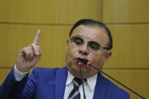 Gilmar cobra estabilidade na FHS e subsídio para agentes da PC