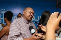 Edvaldo anuncia implantação de monitoramento e matrícula on-line