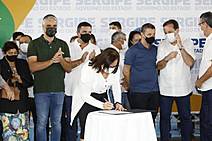 Diná Almeida participa de agenda do governador em Simão Dias