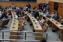 Projeto sobre o 13º salário dos servidores é aprovado